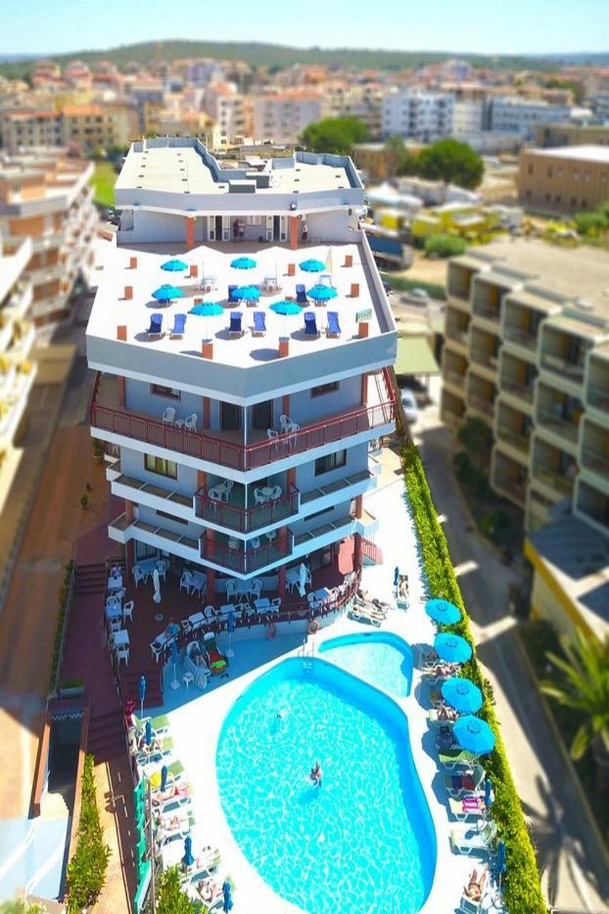 Soleado Hotel 4*