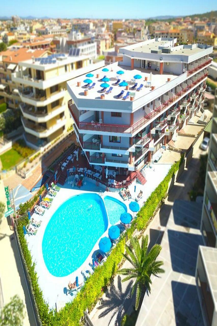 Hotel Soleado